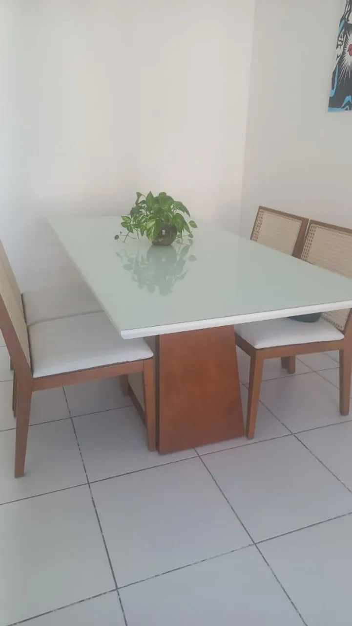 Mesa de madeira de grande qualidades 