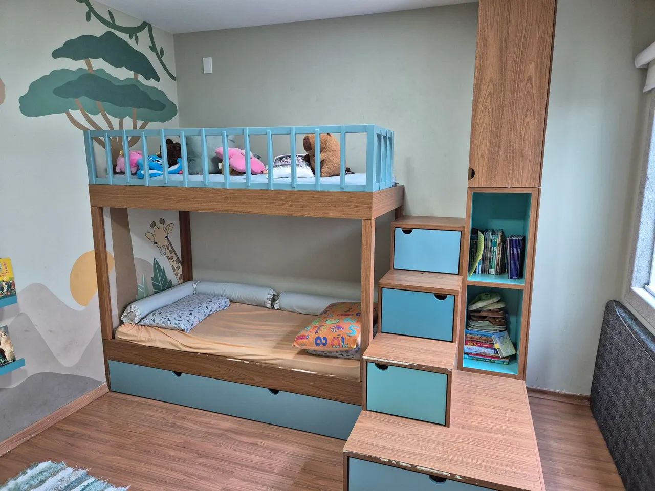 Beliche e Guarda roupa infantil. Ótimo estado! Material resistente. - Foto 4