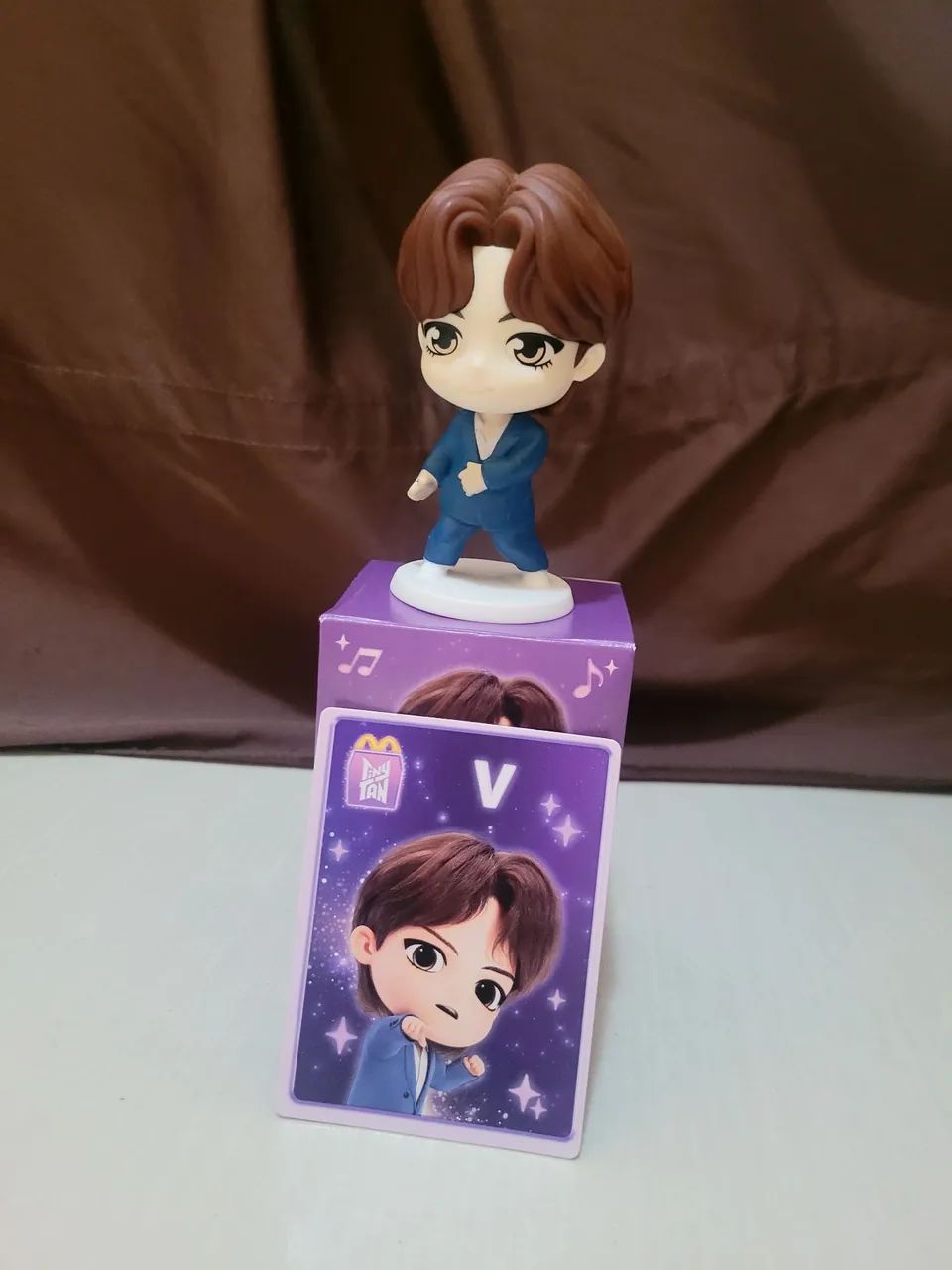 Boneco V BTS Tinytan Roxo com caixa