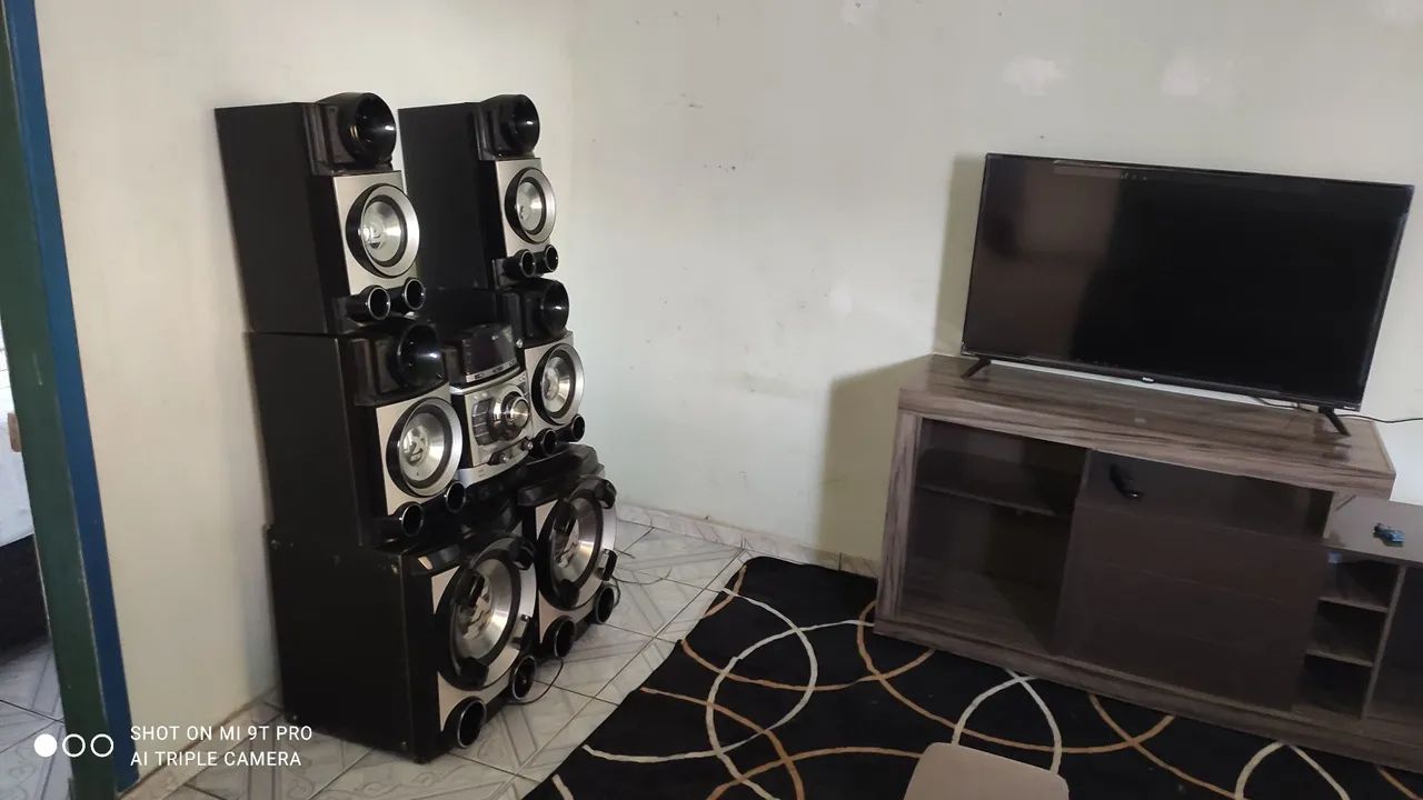 Som da lg muito grande treme tudo vendo barato