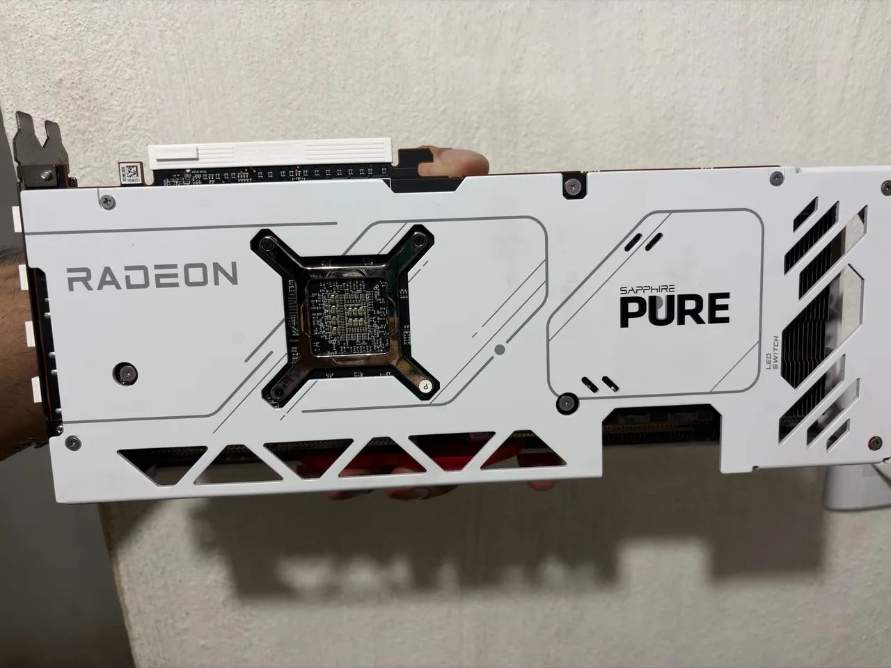Placa de vídeo RX 7900 GRE 16GB - Foto 4