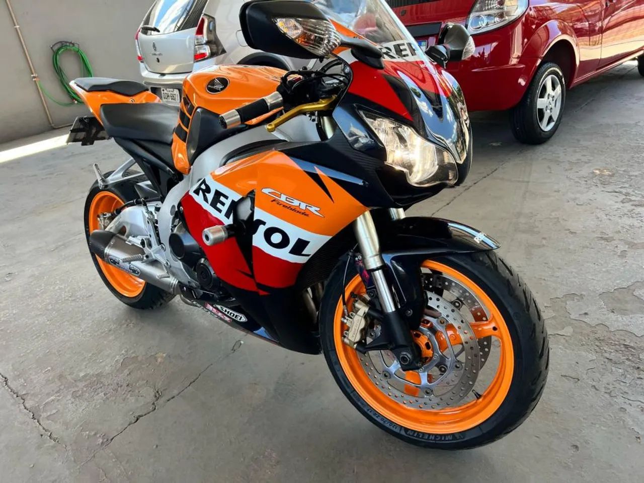 CBR 1000 RR Fireblade - Foto 3