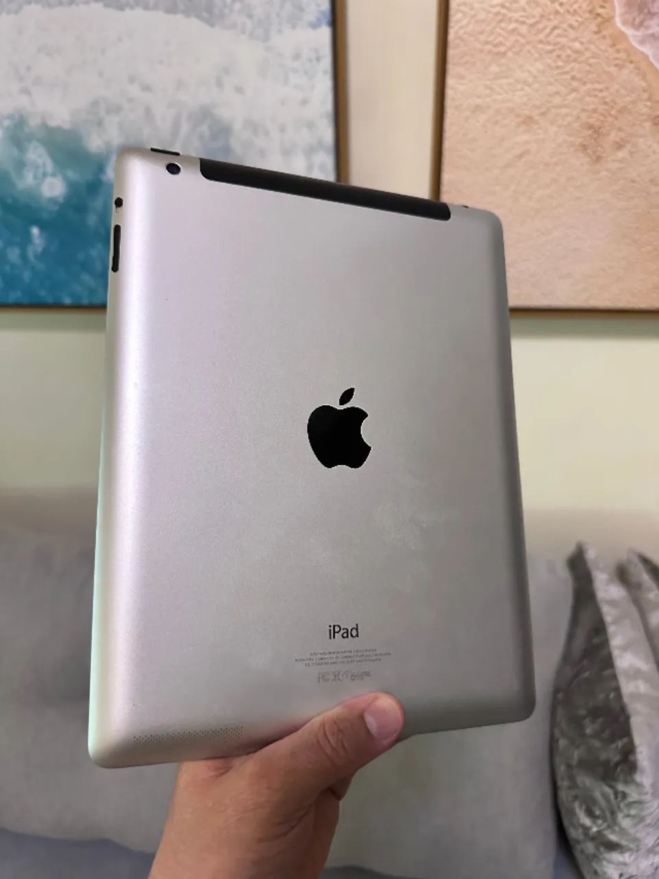 IPad de 4ª geração / Tela: 9,7 polegadas / Memória 64 Gb / Suporte a Wi-Fi + Celular - Foto 4
