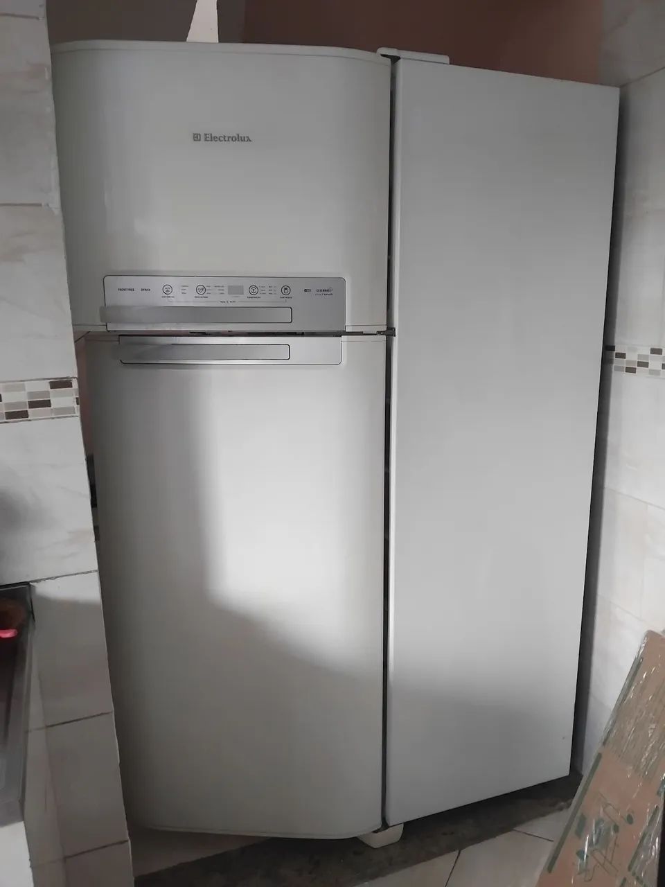 Geladeira Electrolux frost free  DF 50  430l - Foto 4