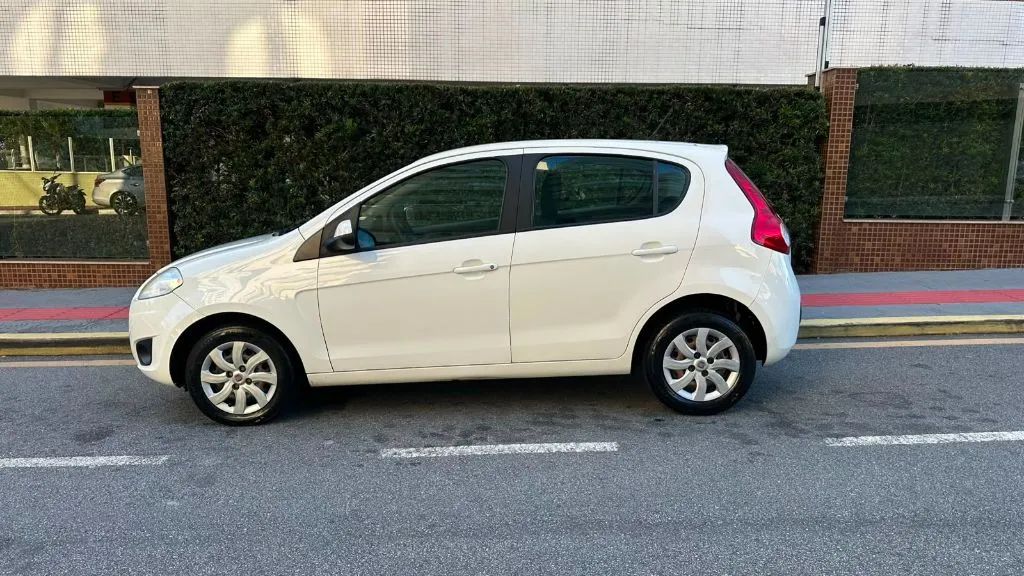 Fiat Palio Attractive 1.0 EVO Fire Flex 8V 5P 2014 - Foto 3