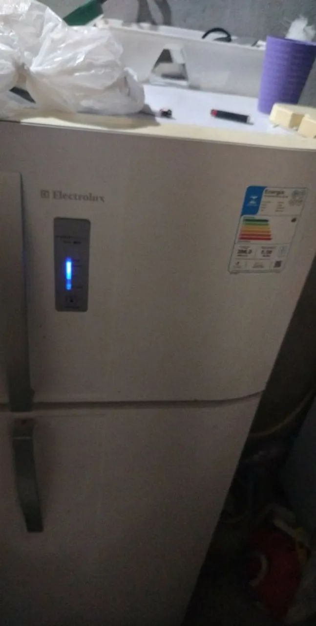 Geladeira Eletrolux 250 com variação  - Foto 2