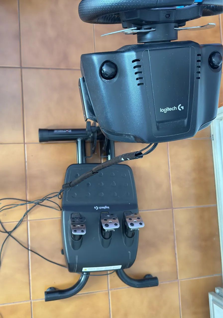 Volante Logitech G29 com Pedais + Cockpit - PS5 PS4 PC - Kit Completo - Foto 2