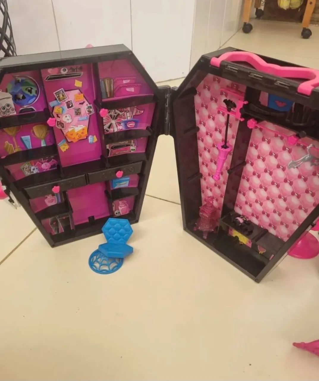 Guarda-Roupa Draculaura