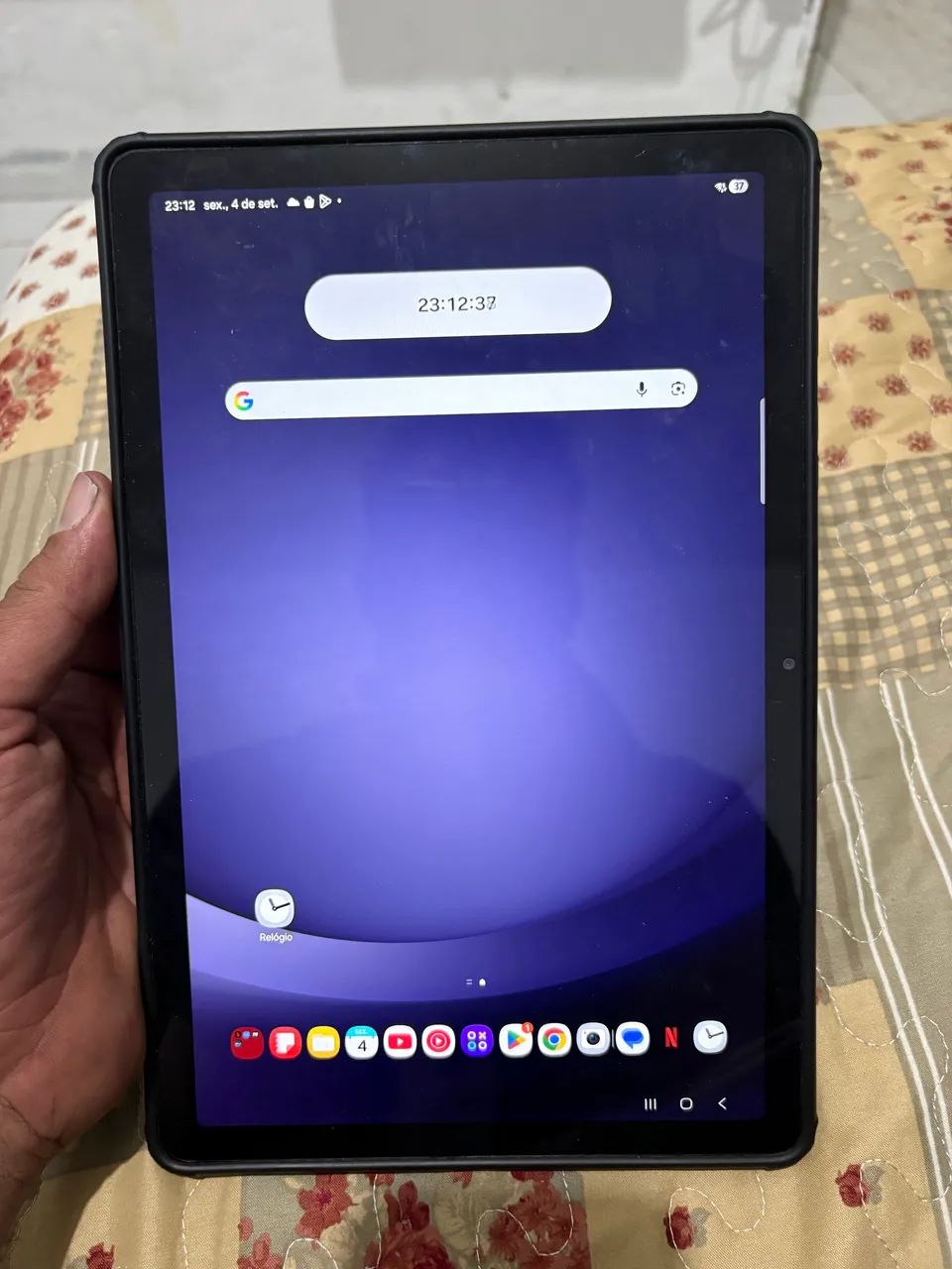 TABLET GALAXY A9+