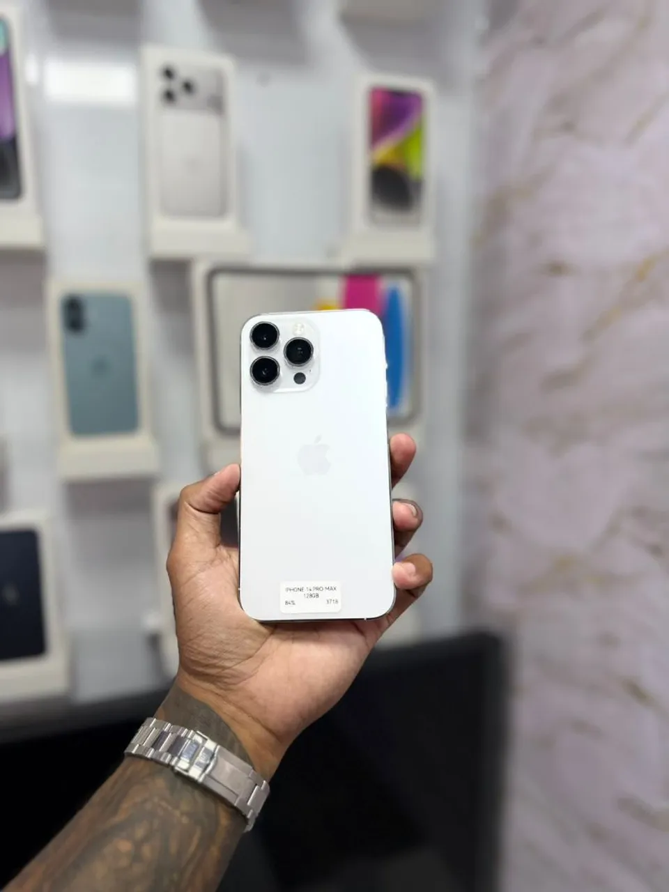 iPhone 14 Pro Max - 128GB ( Branco ) - Celulares e Smartphones