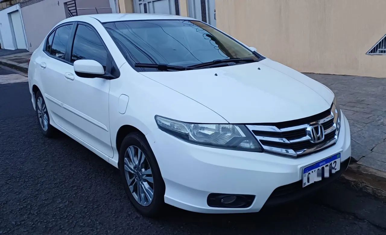 Honda City CITY Sedan LX 1.5 Flex 16V 4p Aut. 2014