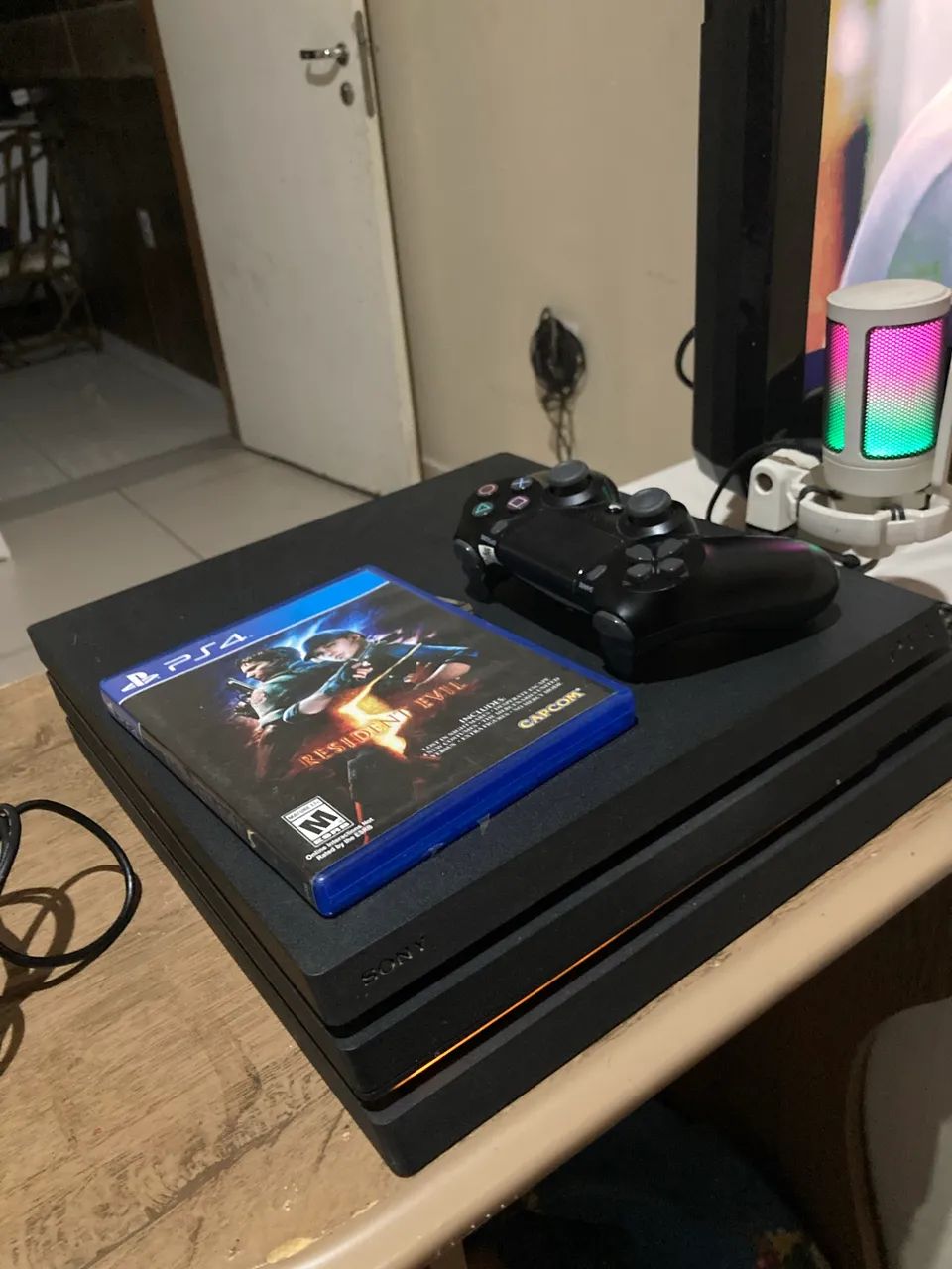 PS4 PRO