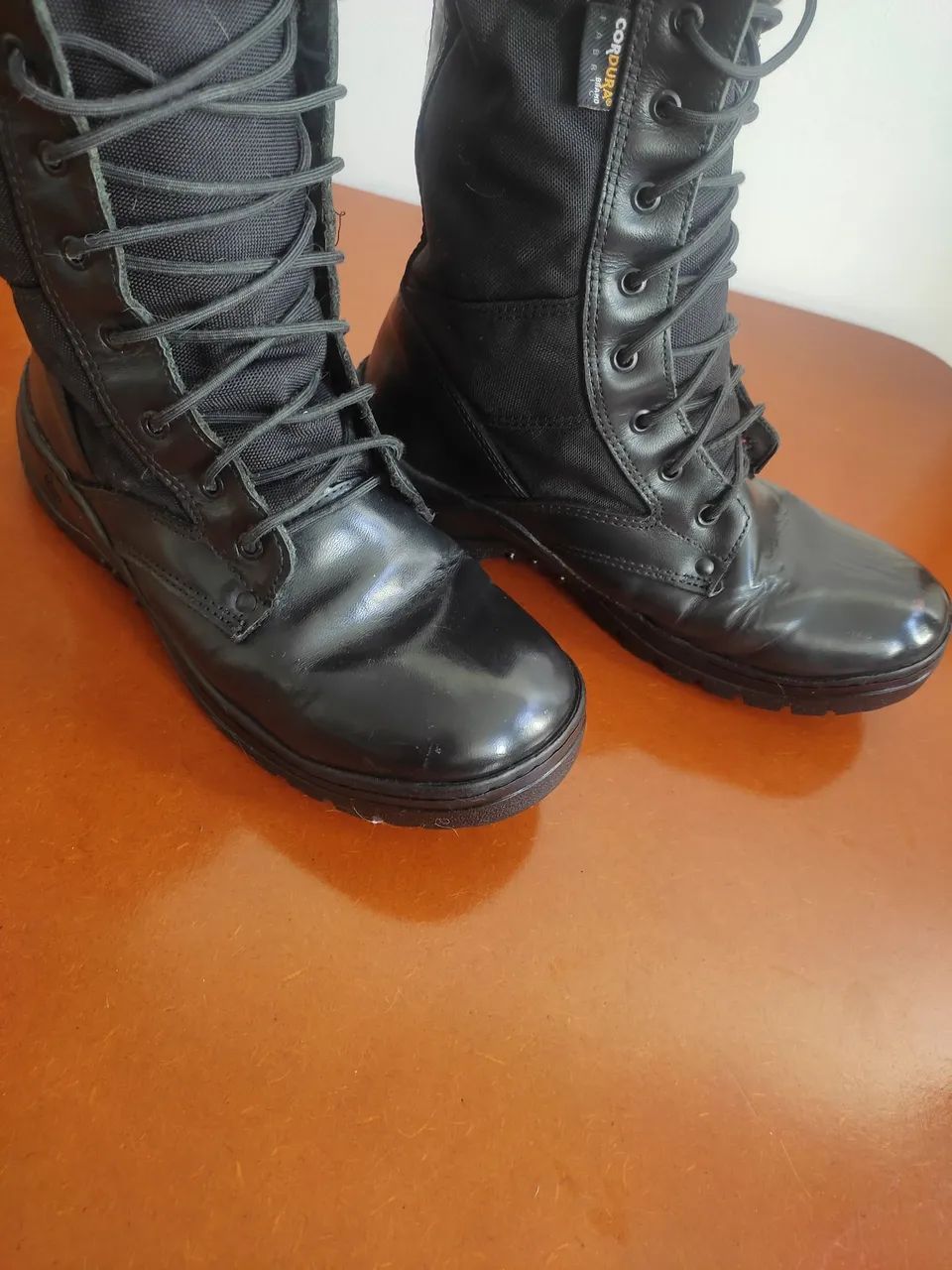 Bota Coturno Militar em Couro - Foto 3