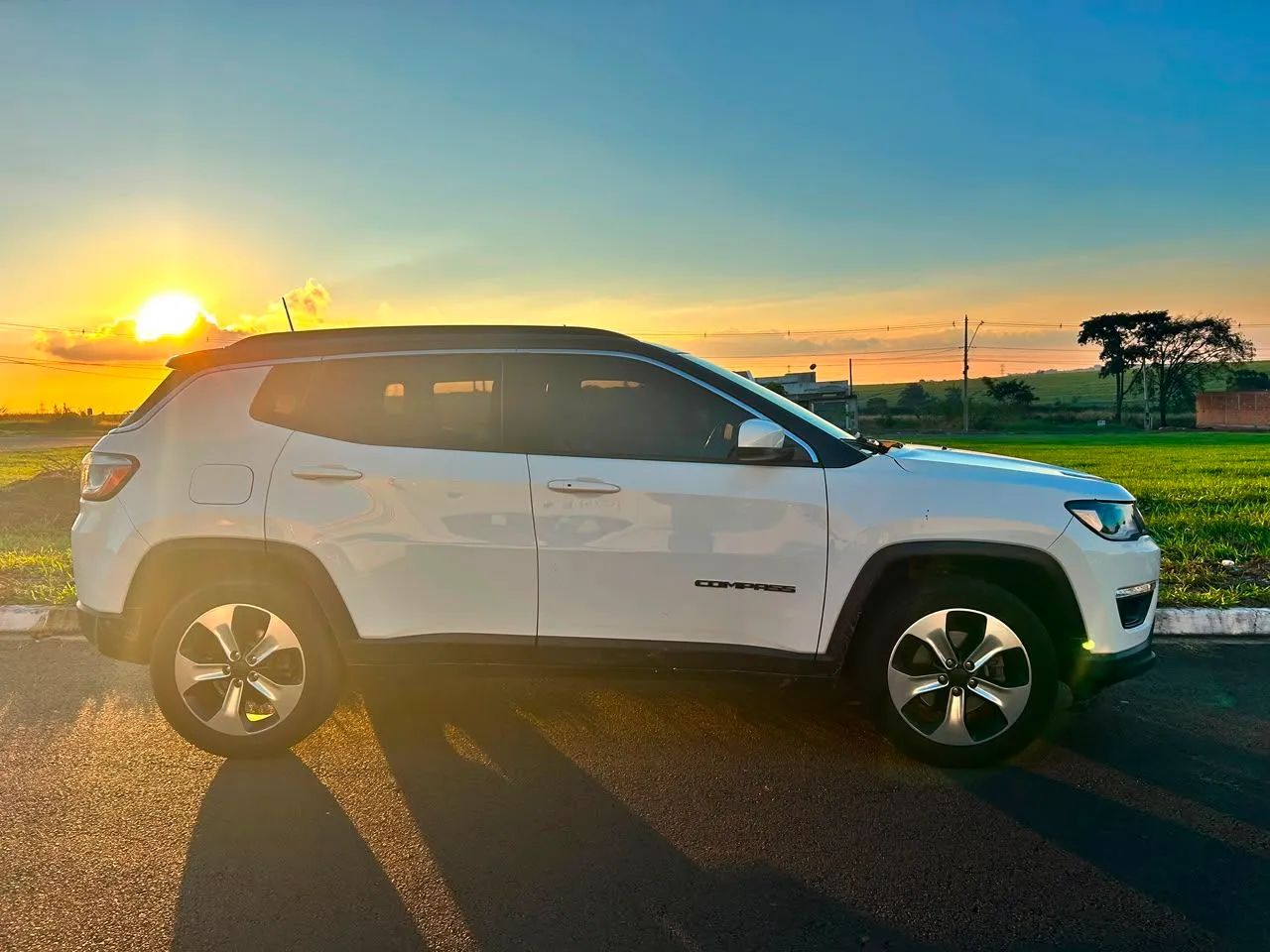 Jeep Compass Longitude 2.0 4X2 Flex 16V Aut. 2017 - Foto 2