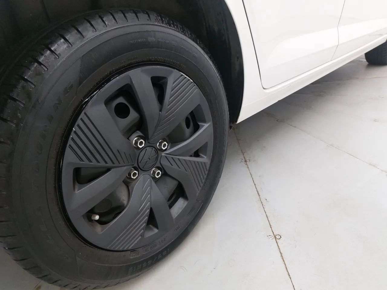Volkswagen Polo Track 1.0 Flex 12V 5p, foto 14 de 18