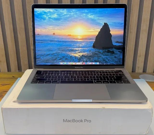 MacBook PRO A1989 2019 Touch Bar I5 2.4 Ssd 512 Com Caixa