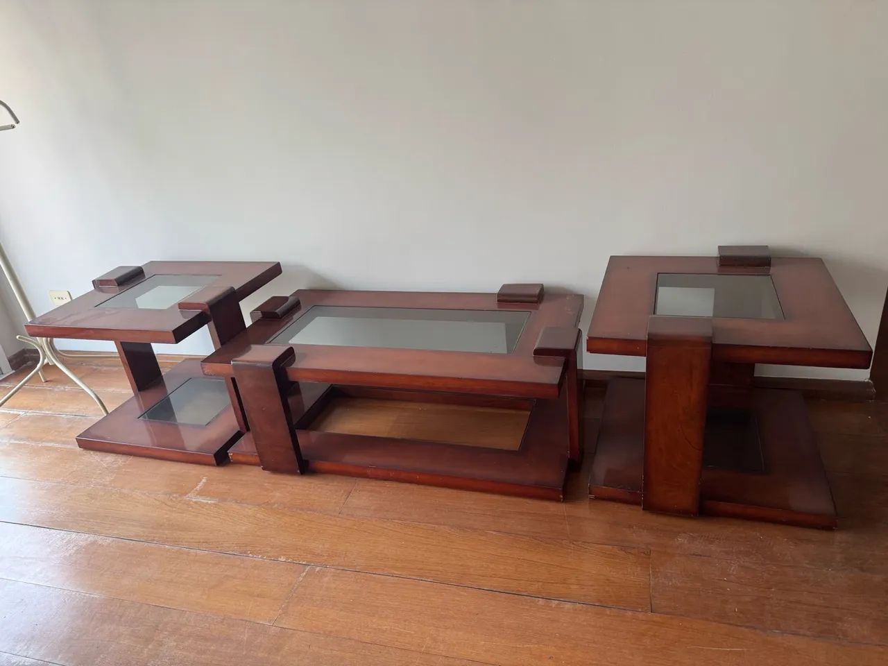 Conjunto de mesas - Foto 2