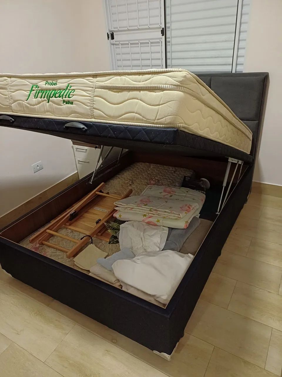 Cama Casal com baú  - Foto 4