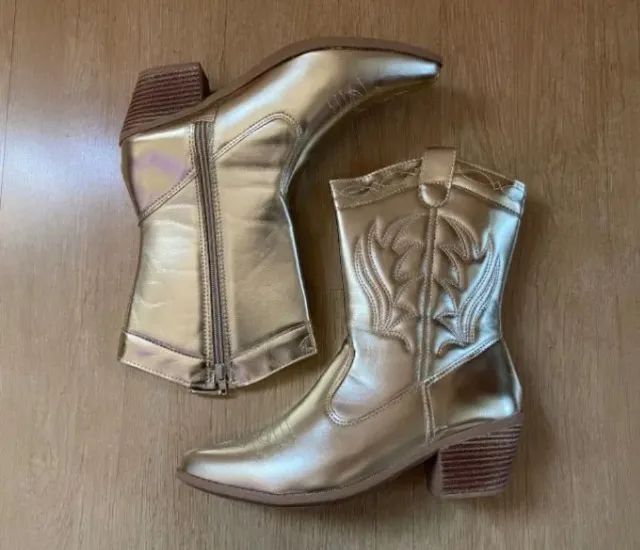 Bota feminina, western, dourada