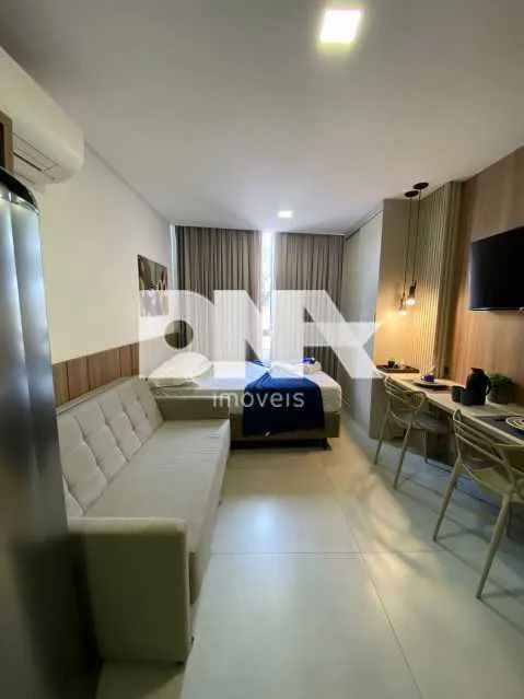 Flat : / Residencial / Jardim Oceania