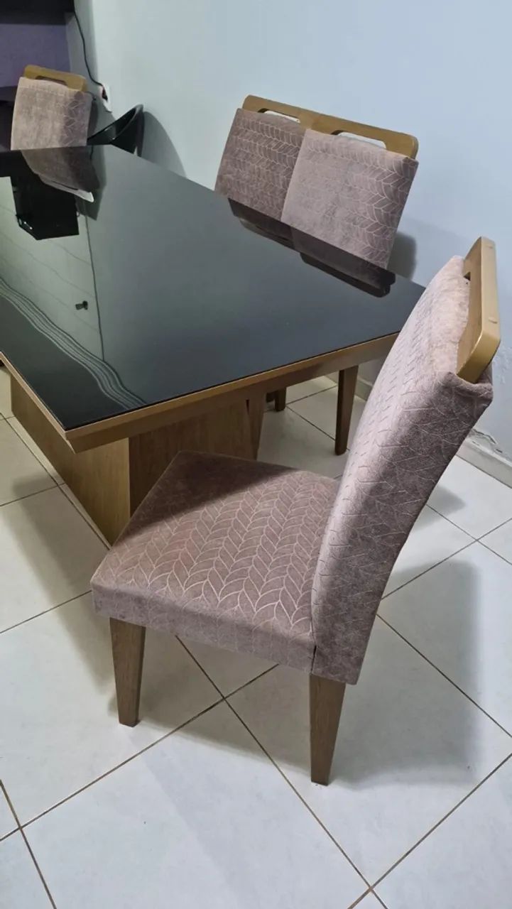 Mesa de Jantar 6 Lugares com Tampo de Vidro + 6 Cadeiras Estofadas - Foto 2