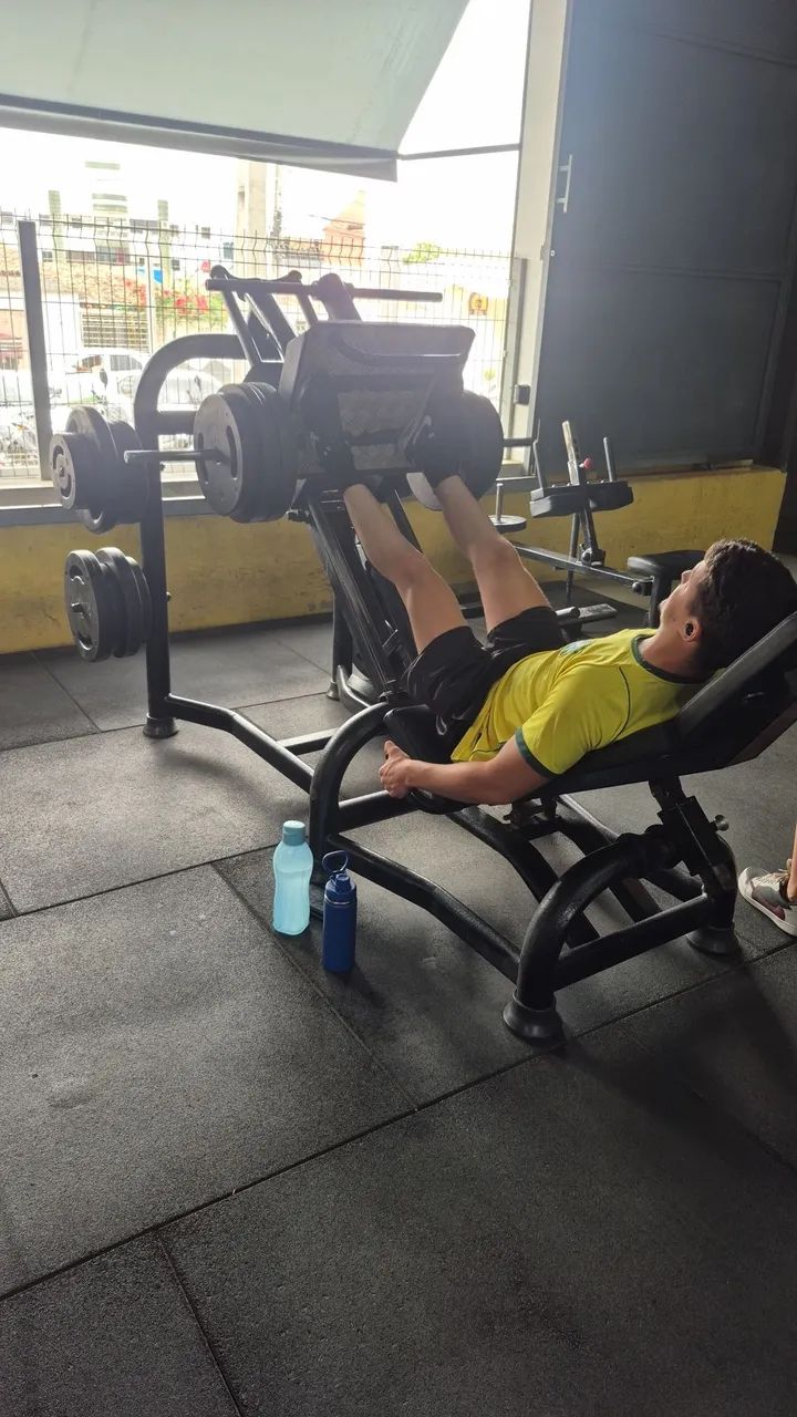Máquinas  musculaç ão  - Foto 2