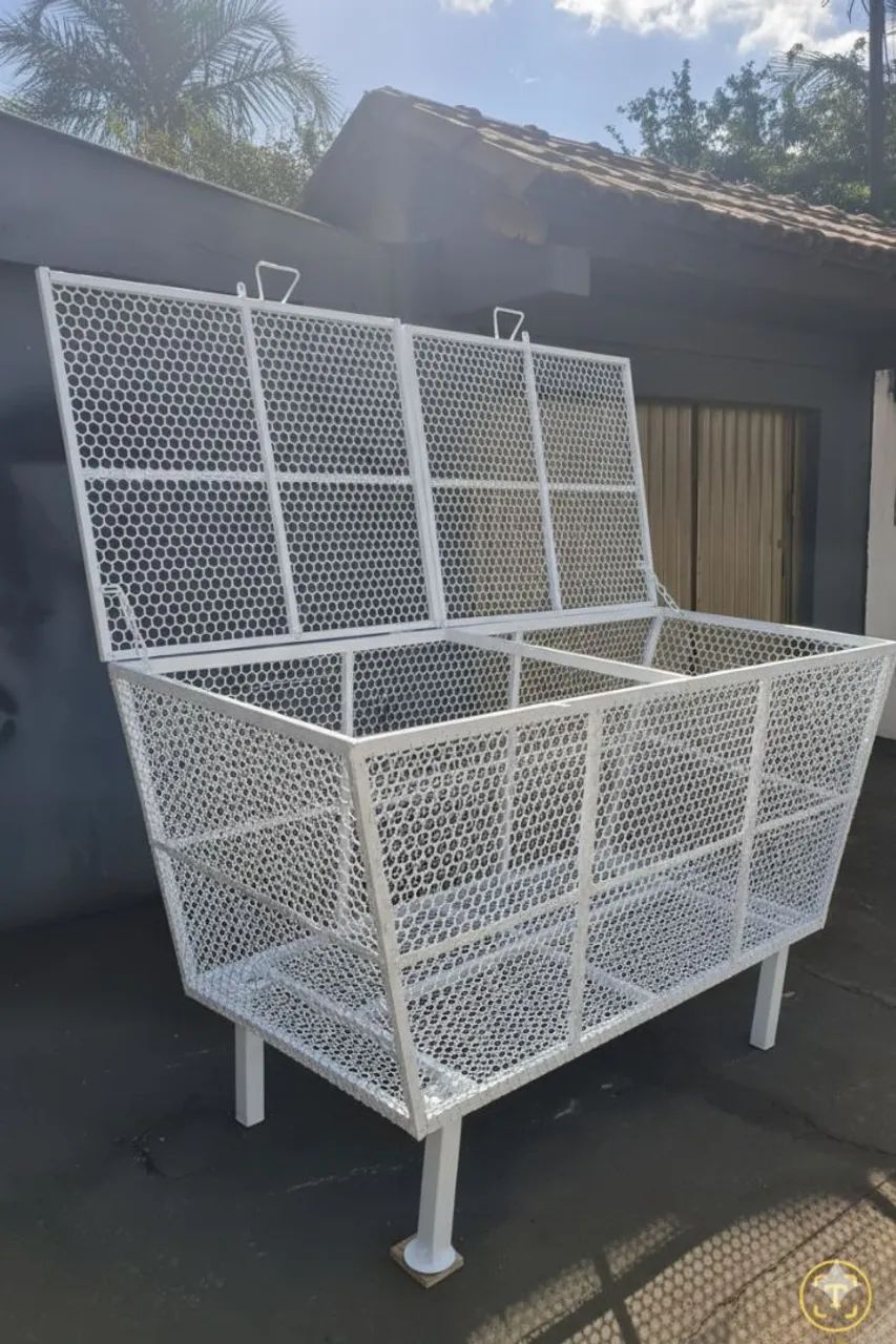 Lixeira capacidade 2500lts