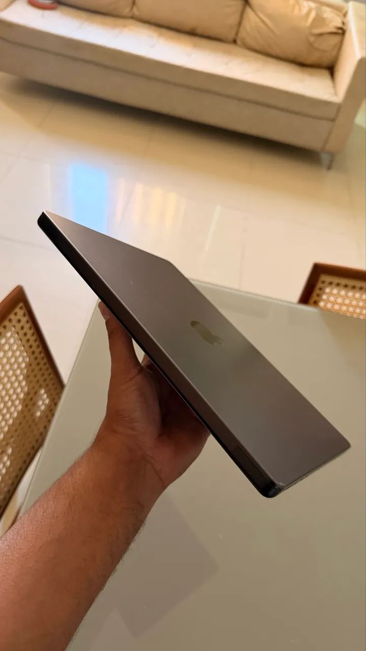MACBOOK PRO M3 18GB / 512GB  - Foto 3