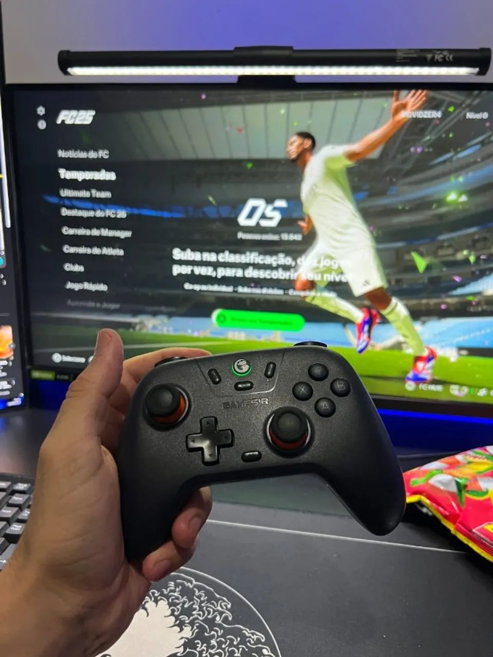 CONTROLE GAMESIR NOVO NA CAIXA - BLUETOOTH | PC, SWITCH E ANDROID - Foto 2
