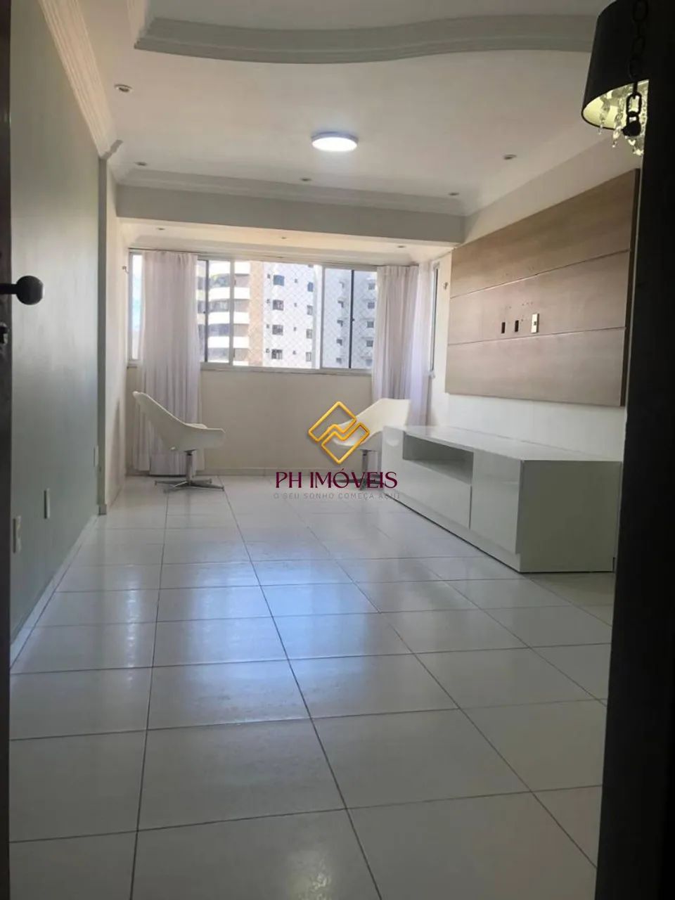Apartamento no edifíco San Francisco com 3 dormitórios sendo uma 1 súite - Mangabeiras