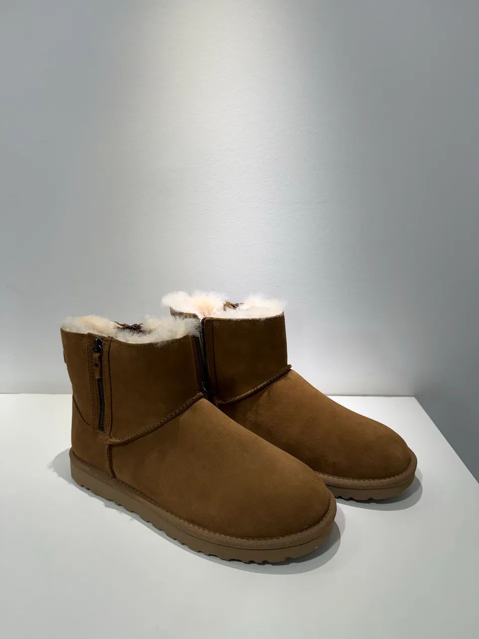 Bota UGG caramelo  - Foto 2