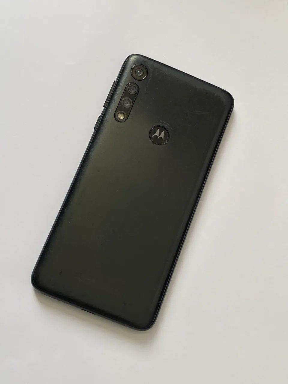 Motorola G8 play