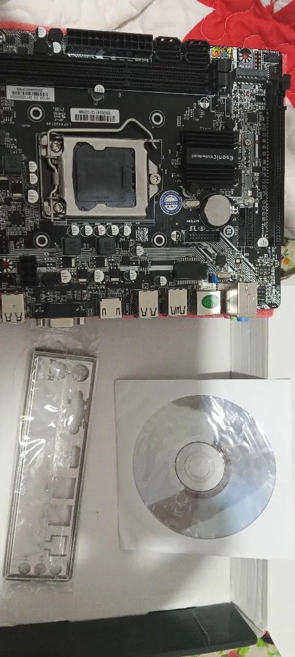 Placa Mãe h61 DDR3 - Foto 2