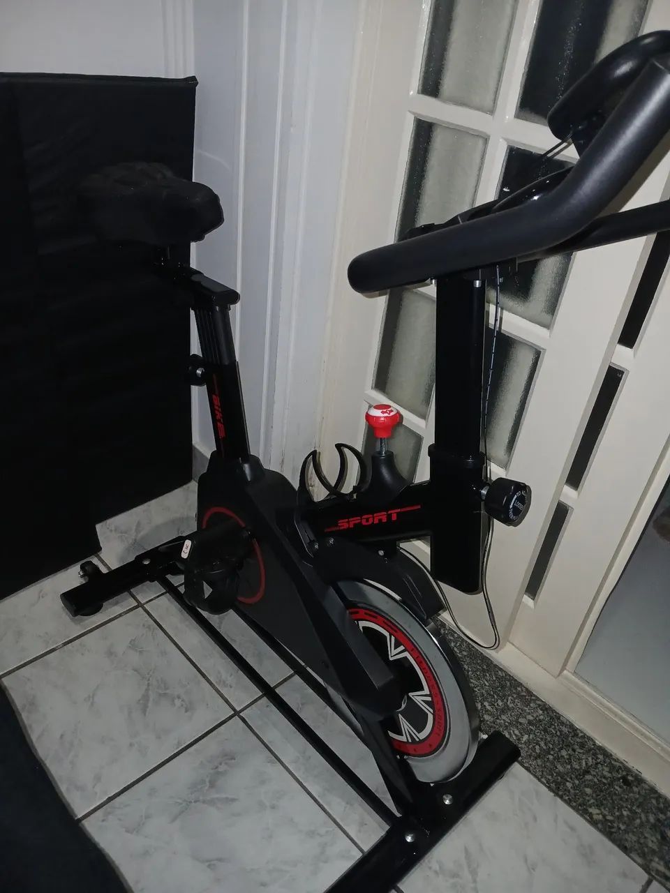 VENDE-SE BICICLETA ERGOMÉTRICA  - Foto 3