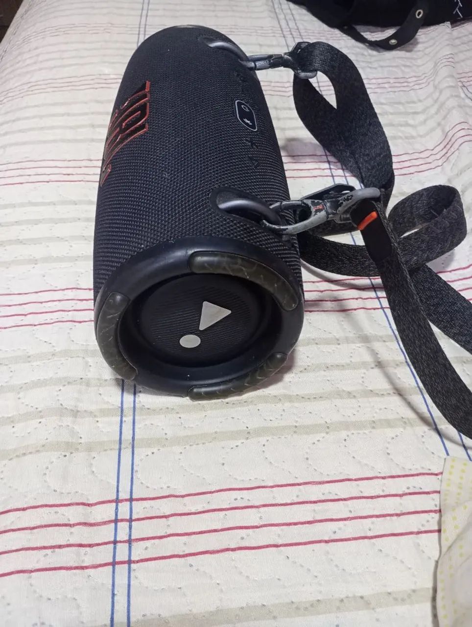 Caixa de som JBL  - Foto 3