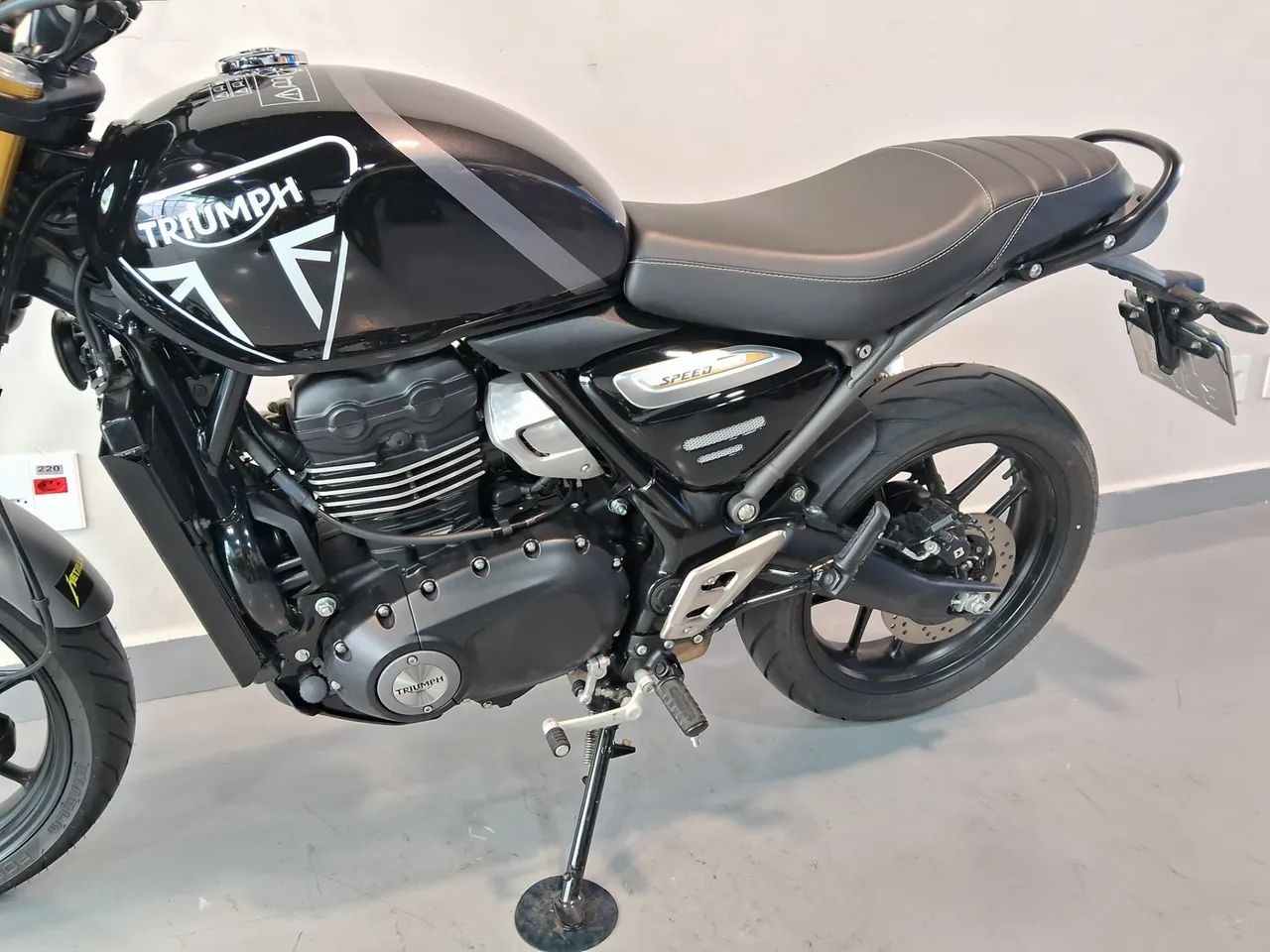 Triumph SPEED 400 - Foto 3