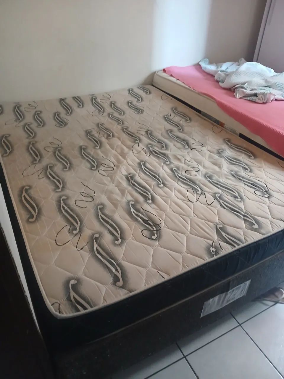Cama box casal