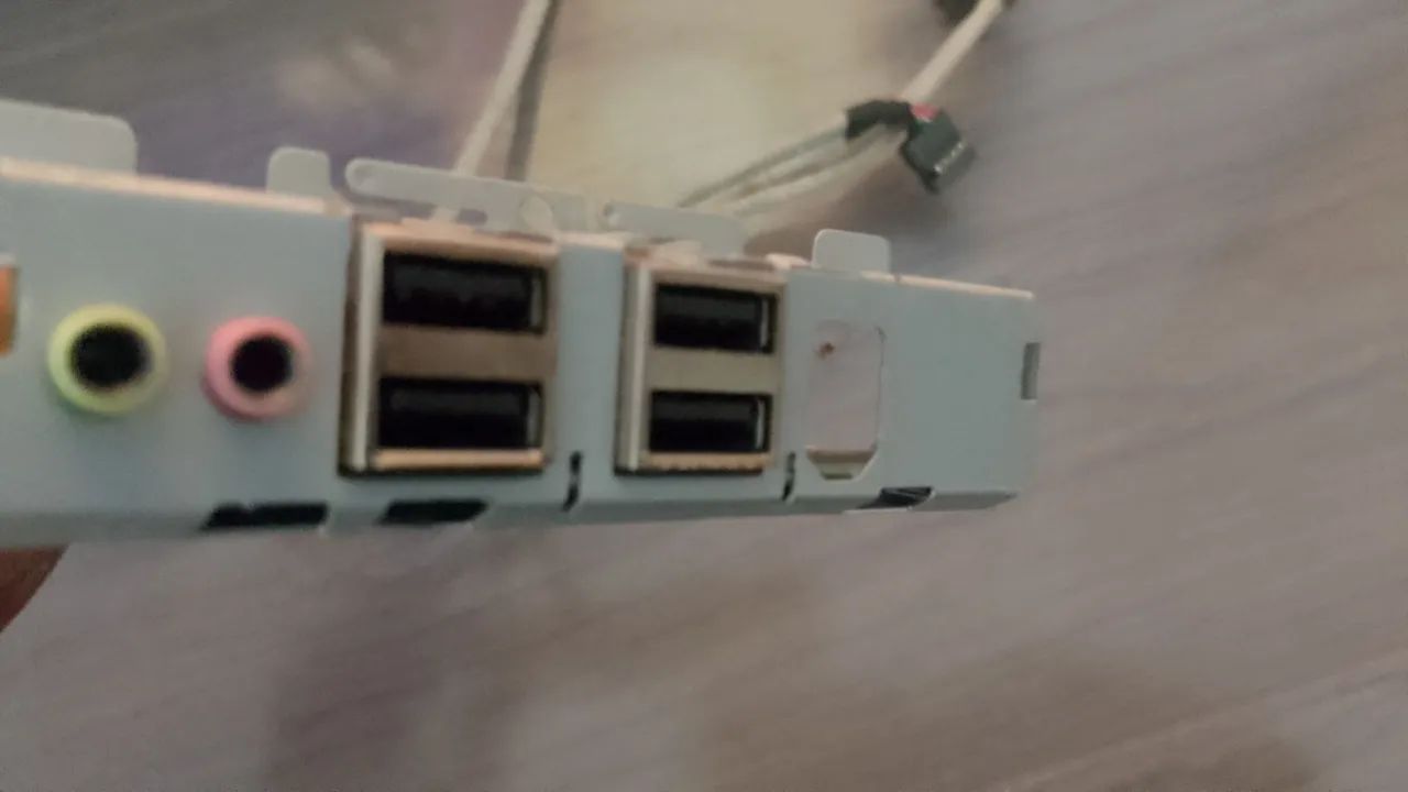 Entrada usb para computador 