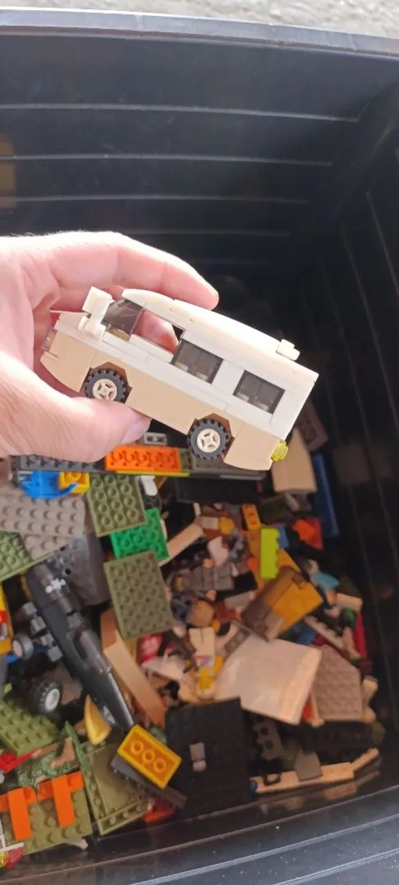 Caixa com lego - Foto 2