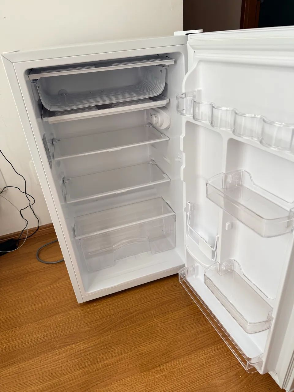Frigobar Electrolux 90L - Foto 2