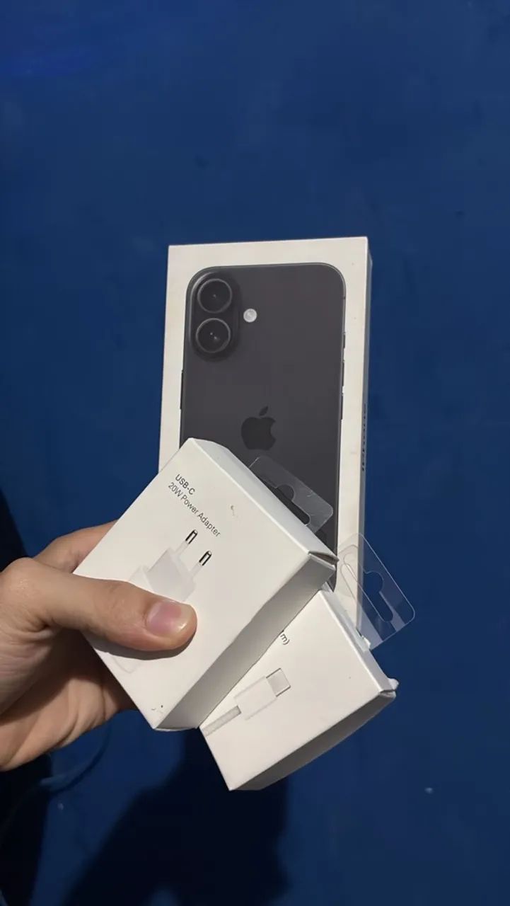IPHONE 16 PRETO 128GB COM CAIXA. 