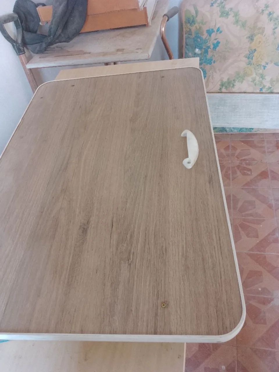 Fraldário de parede 
