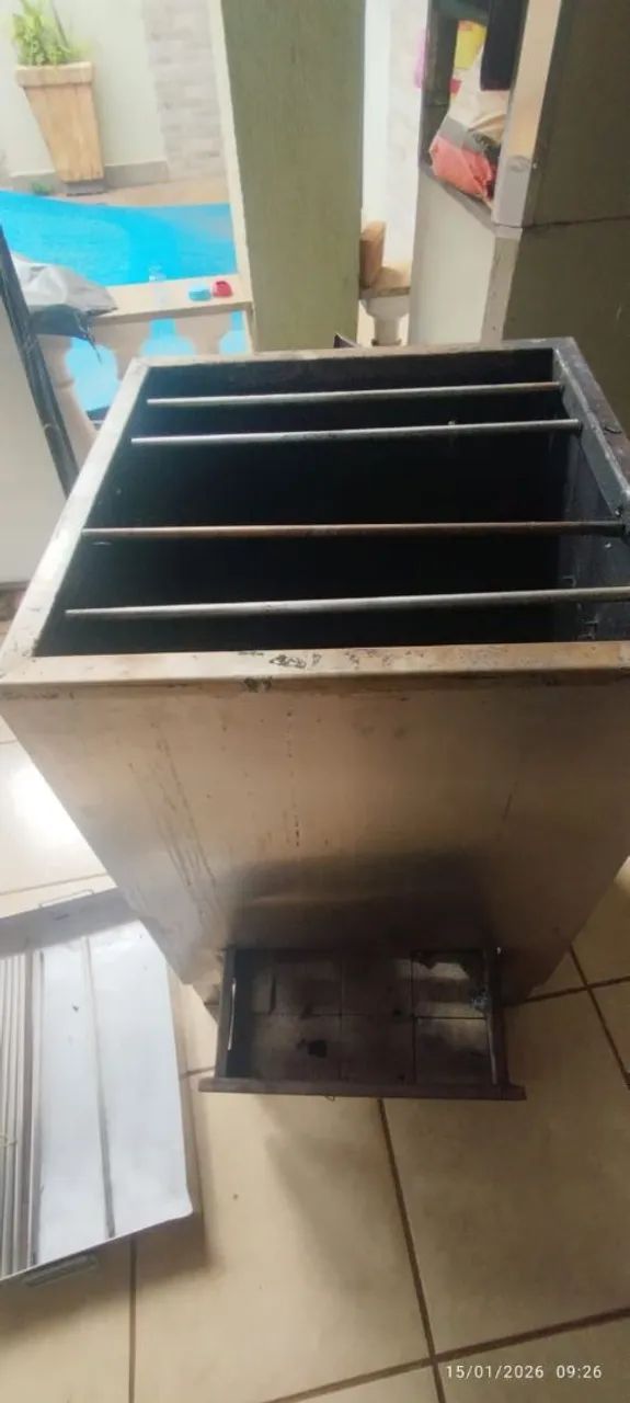 Churrasqueira Profissional a Bafo e Defumador - Foto 3
