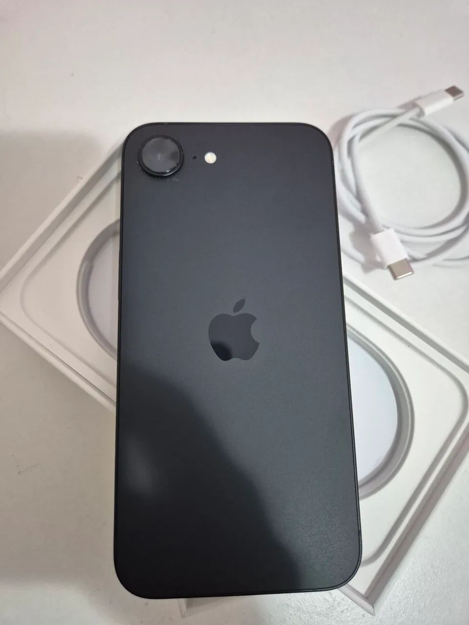Iphone 16e 