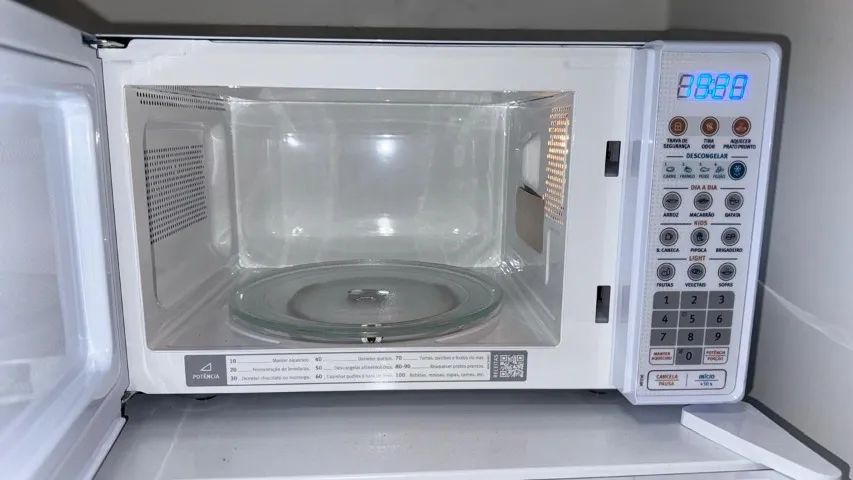 Micro-ondas Electrolux com função descongelamento - Foto 2