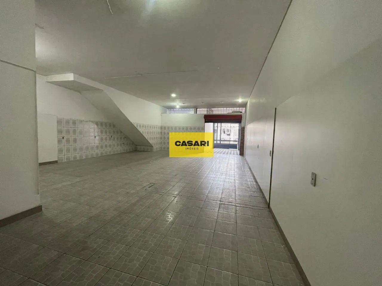Prédio à Venda com 2 Apartamentos e Salão Comercial - Foto 3