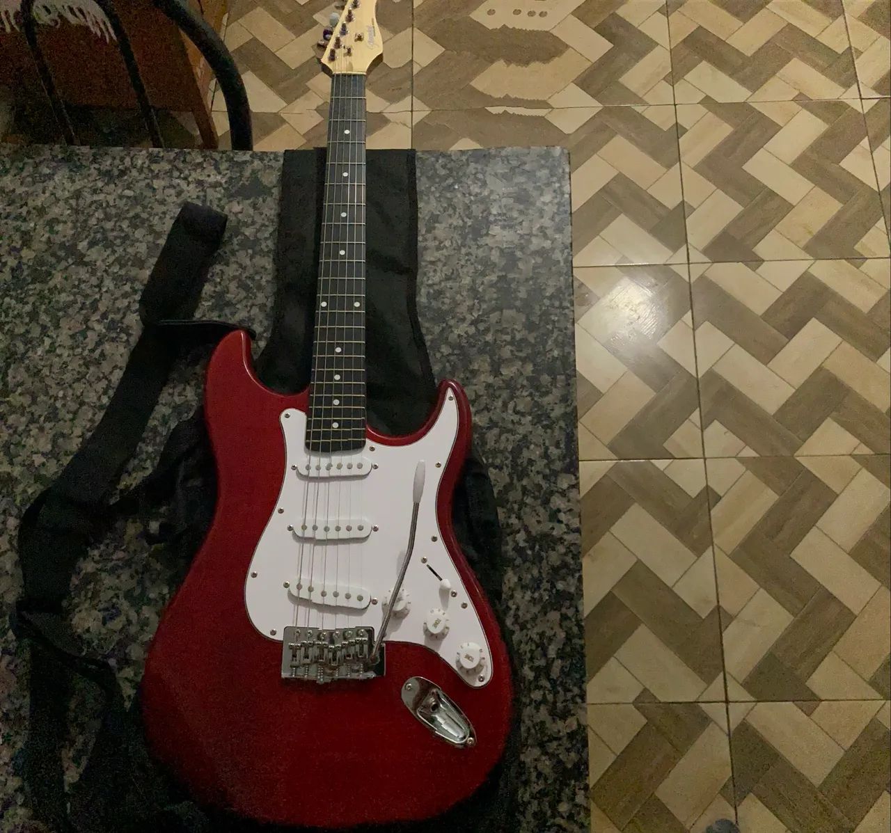 Guitarra Stratocaster  - Foto 2