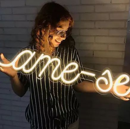 Luminária Neon Led Ame-se 80x16cm - Foto 2