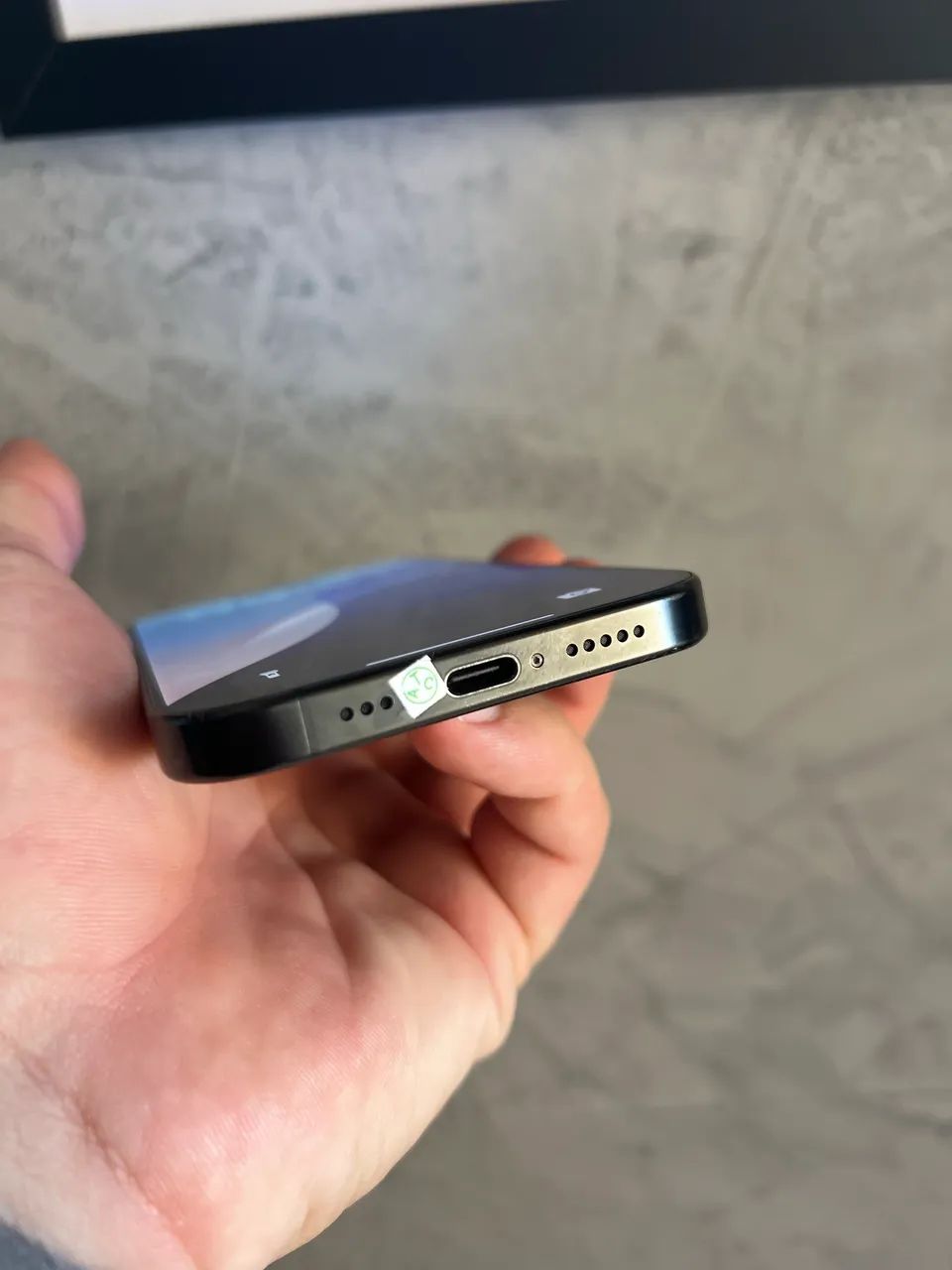 iPhone 16 Pro 128gb Black Titanium - Todo original! Muito lindo