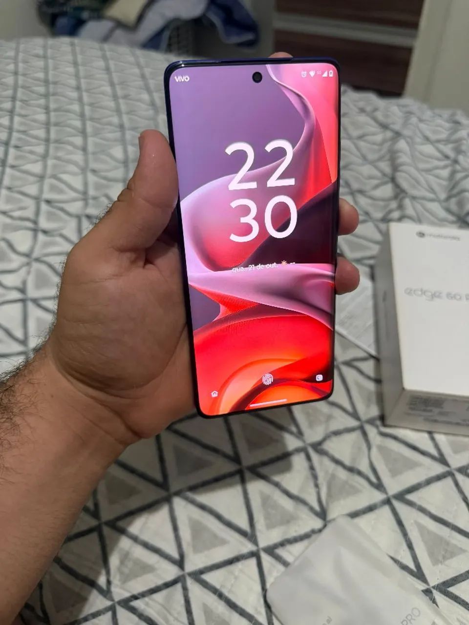 Moto Edge 60 pro  - Foto 3